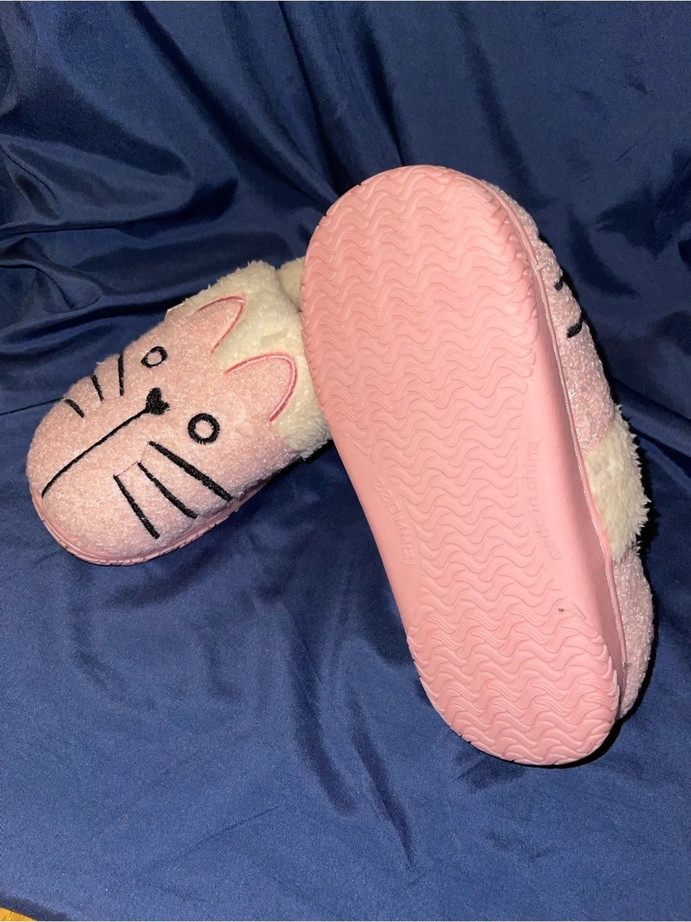 GaraTia Kids Pink Cat Slippers - Cozy Indoor Slip-Ons